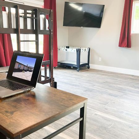 Lux Private Home - Pool, Billiards, 8 Smart Tvs, Board Games, Cotton Bedding - The Stone Sanctuary At Mccullough Hills Trailhead Las Vegas Exterior photo