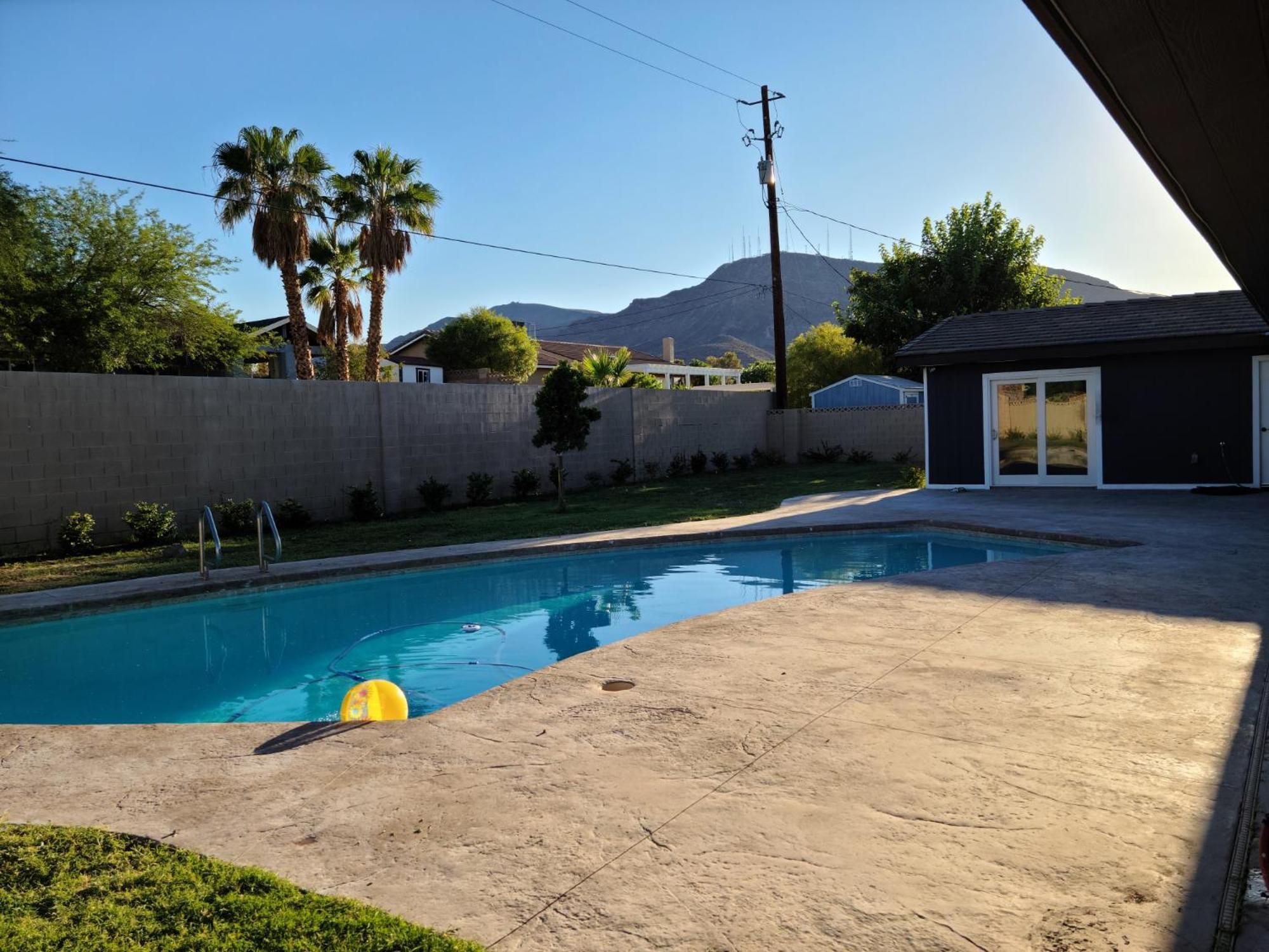Lux Private Home - Pool, Billiards, 8 Smart Tvs, Board Games, Cotton Bedding - The Stone Sanctuary At Mccullough Hills Trailhead Las Vegas Exterior photo