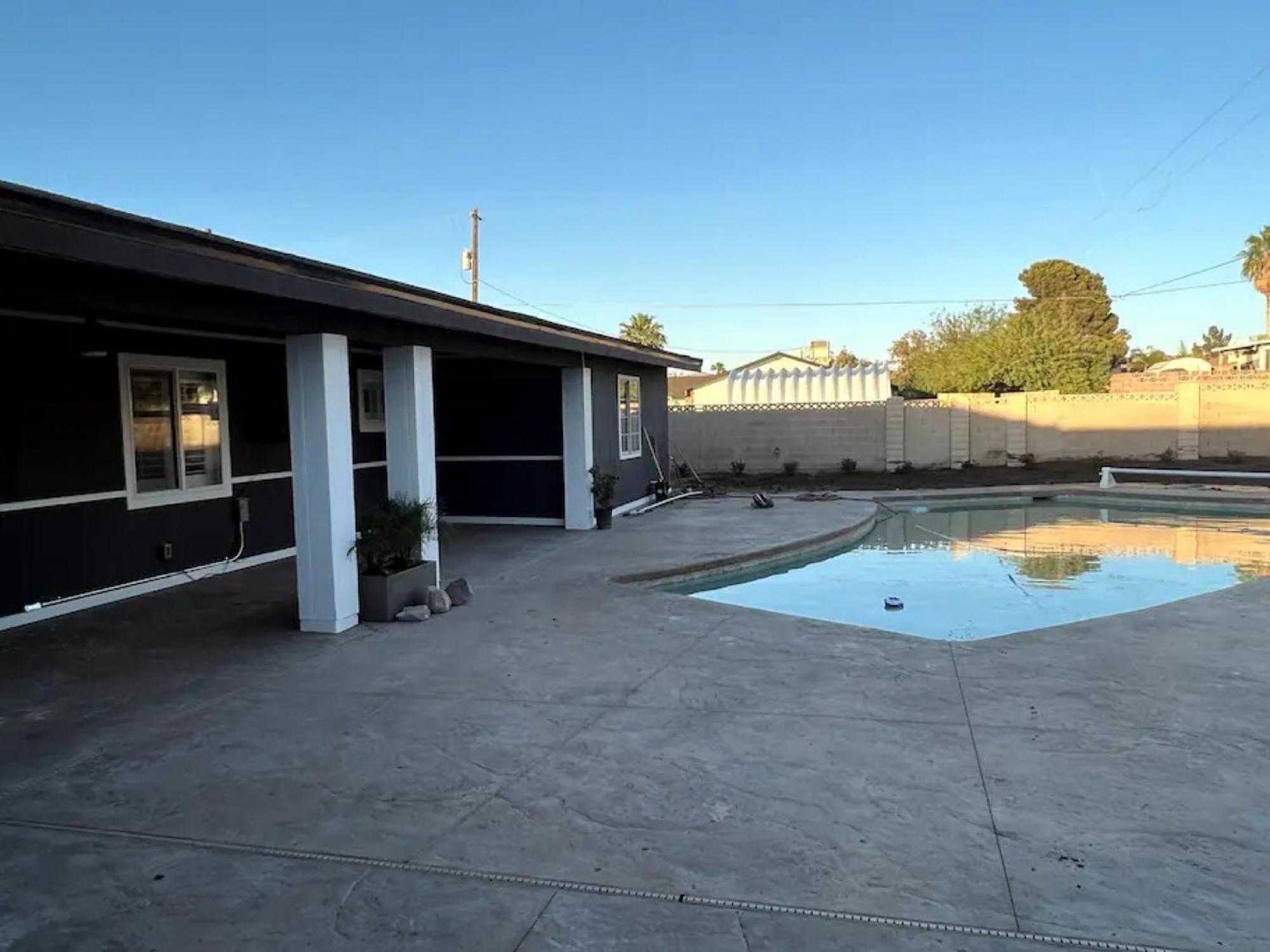 Lux Private Home - Pool, Billiards, 8 Smart Tvs, Board Games, Cotton Bedding - The Stone Sanctuary At Mccullough Hills Trailhead Las Vegas Exterior photo