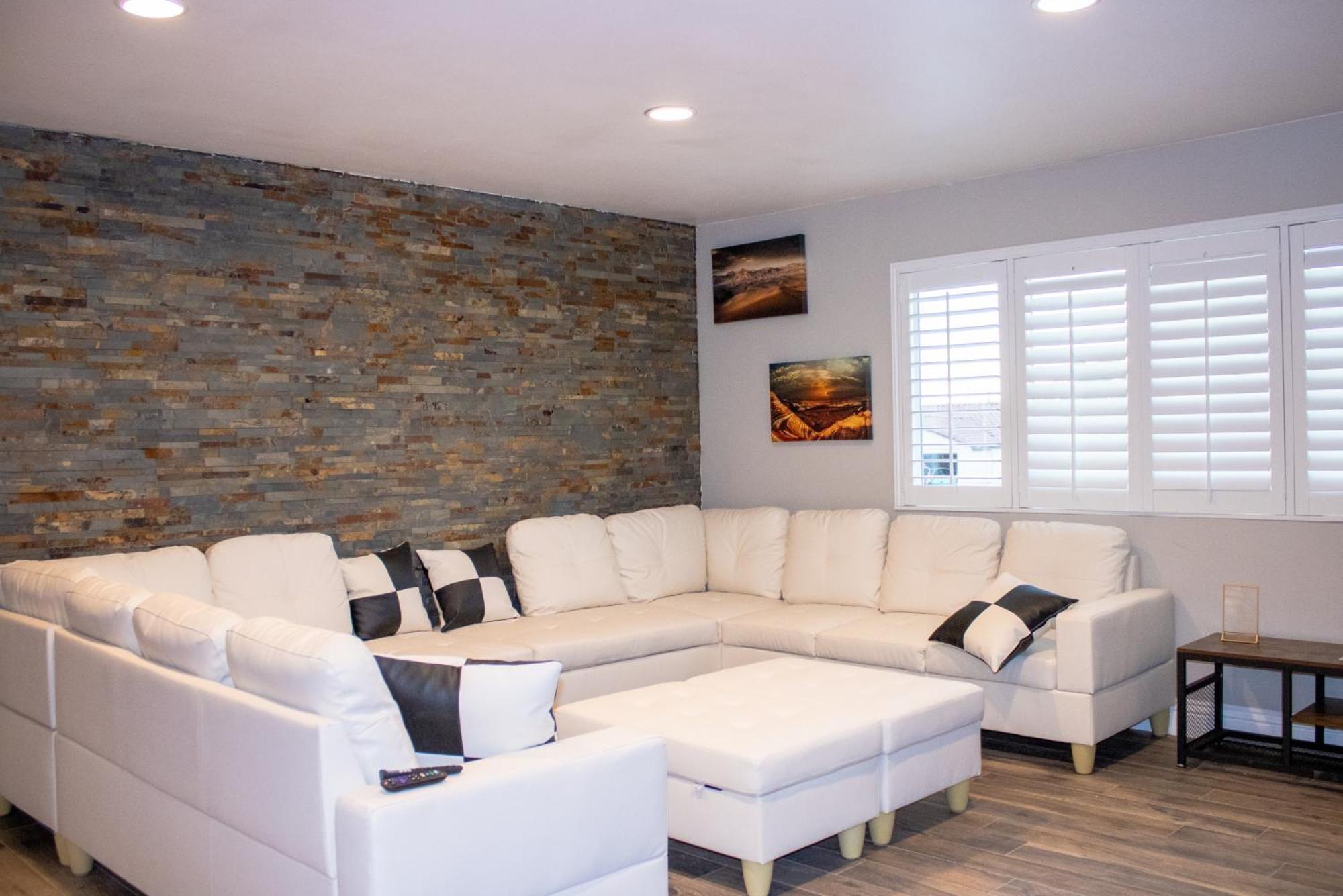 Lux Private Home - Pool, Billiards, 8 Smart Tvs, Board Games, Cotton Bedding - The Stone Sanctuary At Mccullough Hills Trailhead Las Vegas Exterior photo